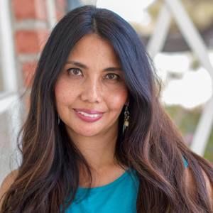 Meet your Posher, Pamela